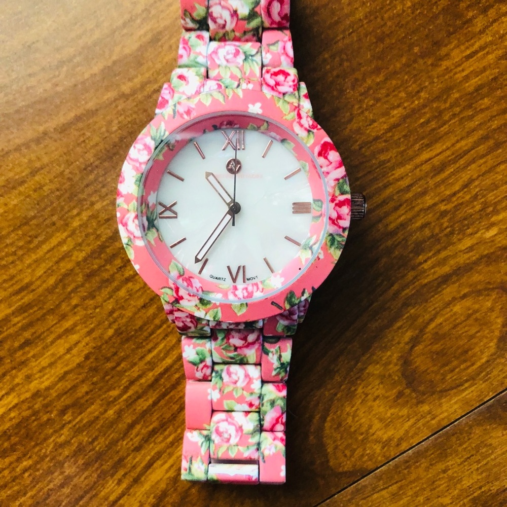 Adrienne Vittadini watch